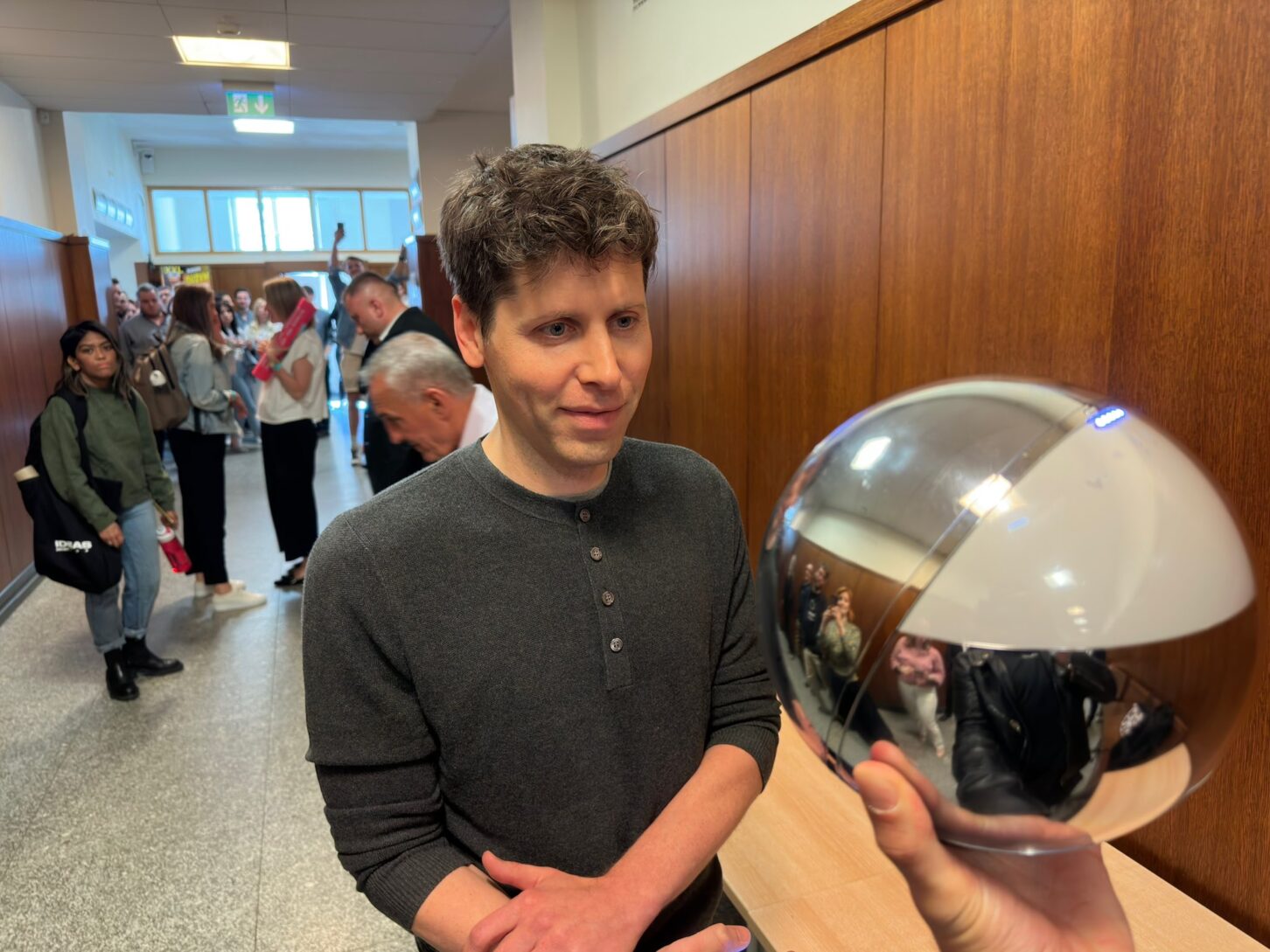 sam-altman-worldcoin-1452x1089.jpeg?x54595